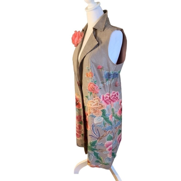 Anthropology Solitaire brown faux suede long line vest floral painted art New M - Picture 2 of 15